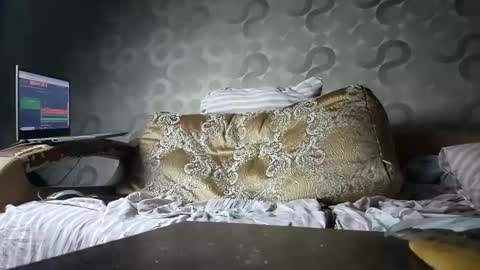 Snapshot of russianbear1917 chatting on December 2024 09:53:02 PM Mike online show from December 2024 09:53:02 PM