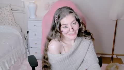 MY FANSLY  online show from April 2026 08:12:02 PM