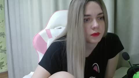 Tanyushka online show from December 2025 06:58:01 PM