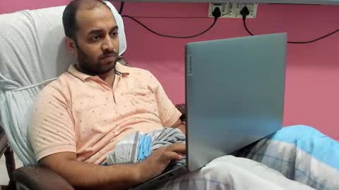 rwb17 online show from November 2025 04:31:02 PM