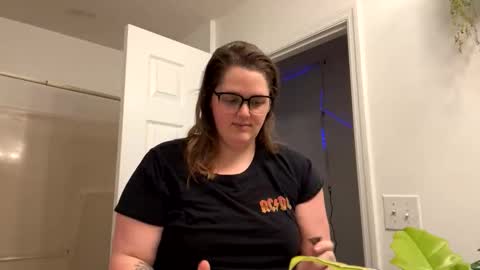 rwyadt12 online show from February 2026 11:26:02 AM