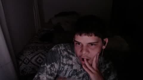 Snapshot of rx7900xtx chatting on December 2025 06:10:01 AM rx7900xtx online show from December 2025 06:10:01 AM