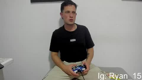 Snapshot of ryan15_ chatting on May 2026 01:23:01 AM Ryan 15 online show from May 2026 01:23:01 AM
