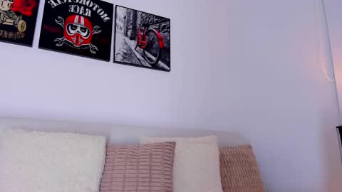 Ryan  online show from November 2025 01:52:02 AM