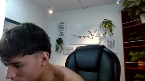 Snapshot of ryan_grayx chatting on June 2026 02:41:01 PM RYAN online show from June 2026 02:41:01 PM
