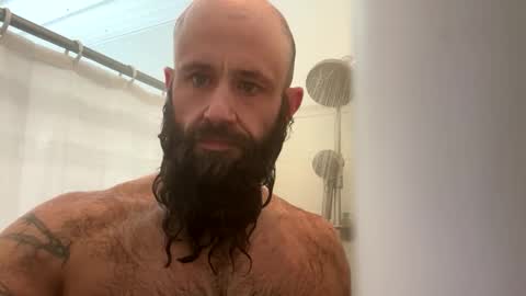 Snapshot of ryan_lindsey chatting on November 2025 09:46:01 PM ryan_lindsey online show from November 2025 09:46:01 PM