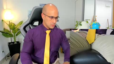 ryan_master_ online show from December 2024 02:12:01 PM