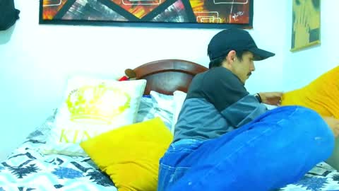 ryan online show from October 2025 12:02:01 AM