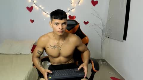 ryan_myerz online show from February 2026 12:57:02 PM