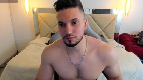 Snapshot of ryan_ward79 chatting on March 2026 03:33:02 AM Ryan online show from March 2026 03:33:02 AM