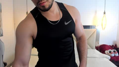 Snapshot of ryan_ward79 chatting on March 2026 12:01:02 AM Ryan online show from March 2026 12:01:02 AM