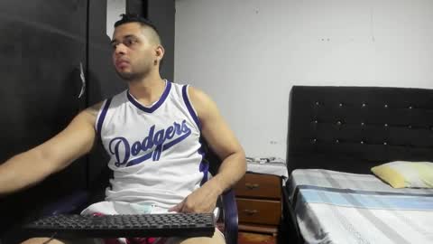 ryan_xc1 online show from January 2026 02:15:01 AM