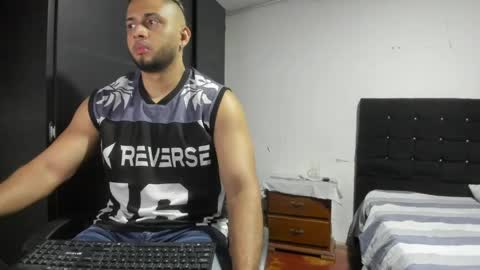Snapshot of ryan_xc1 chatting on June 2026 03:12:01 AM ryan_xc1 online show from June 2026 03:12:01 AM