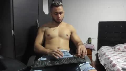 Snapshot of ryan_xc1 chatting on June 2026 07:05:01 PM ryan_xc1 online show from June 2026 07:05:01 PM