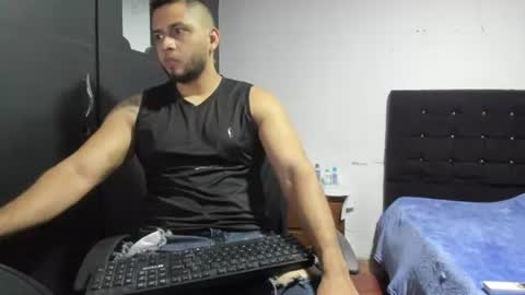 Snapshot of ryan_xc1 chatting on July 2026 02:37:02 AM ryan_xc1 online show from July 2026 02:37:02 AM