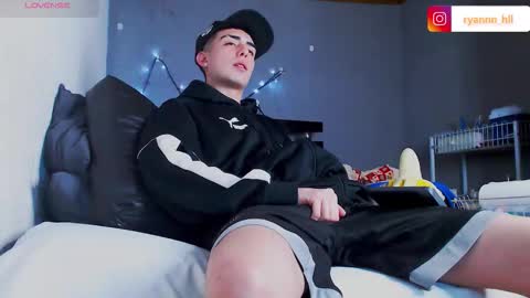 Ryannhill  online show from September 2025 06:13:01 AM