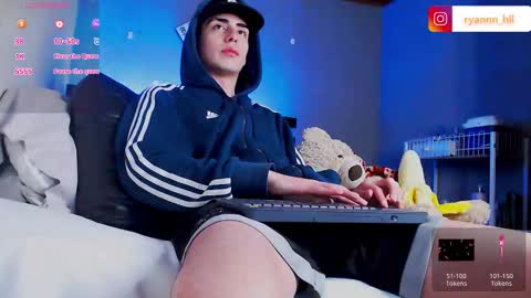 Ryannhill  online show from September 2025 08:05:02 AM