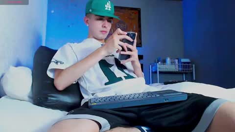 Ryannhill  online show from June 2026 04:48:02 AM