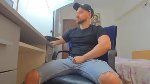 Ryanstone  online show from June 2026 06:38:02 AM