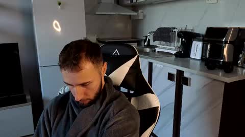 ryanstorm1 online show from November 2025 02:40:02 PM