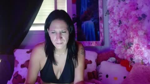 Snapshot of ryeanne25 chatting on July 2026 12:35:02 AM ryeanne25 online show from July 2026 12:35:02 AM