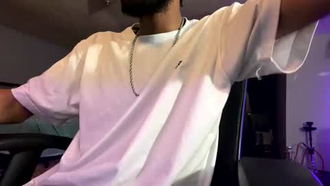 Snapshot of saasbutt chatting on December 2025 12:08:01 AM saasbutt online show from December 2025 12:08:01 AM