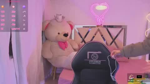 saaya_tay online show from February 2026 03:18:01 AM
