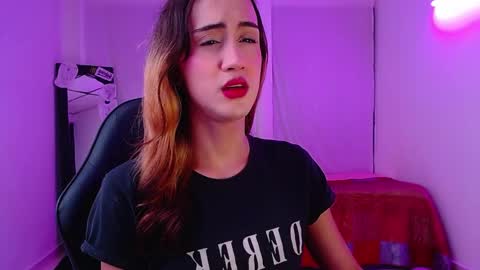 sabrina fox online show from October 2025 12:11:02 AM