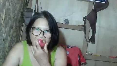 Snapshot of sabrina069 chatting on June 2026 06:14:01 PM sabrina069 online show from June 2026 06:14:01 PM