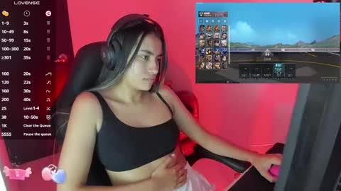 Angie  online show from November 2025 11:38:02 PM