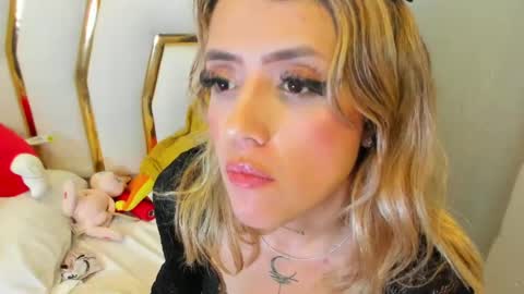Snapshot of sabrina_cole chatting on February 2025 09:50:02 AM . Sabrina Cole . online show from February 2025 09:50:02 AM