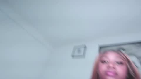 Sabrina Mora online show from January 2025 02:58:02 PM