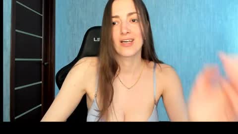 Snapshot of sabrina_mur chatting on May 2026 08:12:02 AM sabrina_mur online show from May 2026 08:12:02 AM