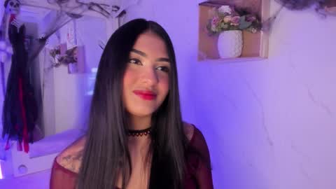 mariana  online show from October 2025 02:45:01 AM