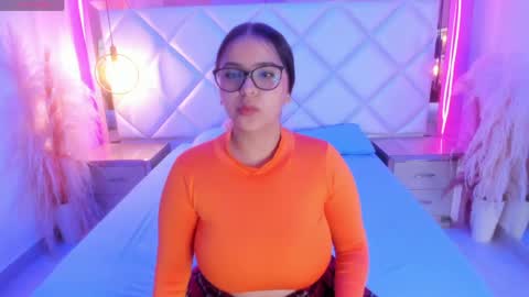 sabrinaleblanc online show from May 2026 11:39:01 AM