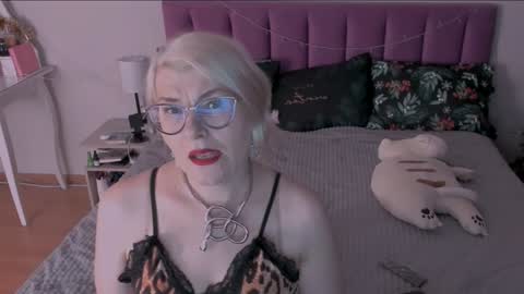 Sabrina MacMarren online show from January 2025 04:33:02 AM