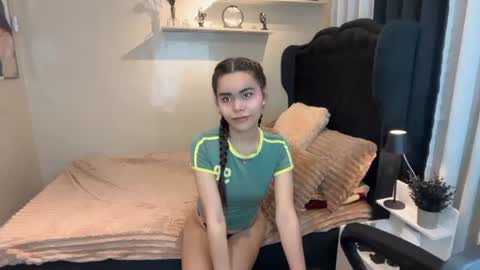 sabrinamadonna54 online show from June 2026 08:12:02 AM