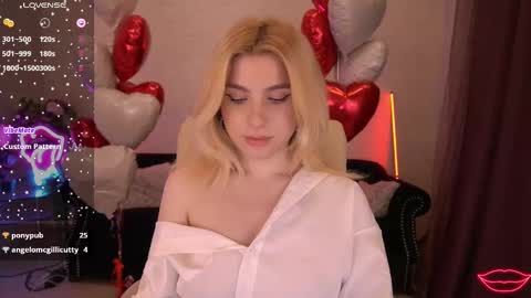 Snapshot of sabrinamuse chatting on February 2025 03:31:02 AM Sabrina online show from February 2025 03:31:02 AM