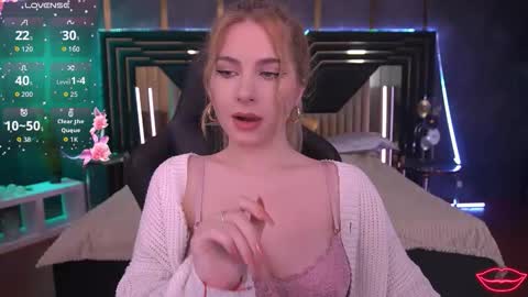 Snapshot of sabrinamuse chatting on September 2025 08:31:02 PM Sabrina online show from September 2025 08:31:02 PM