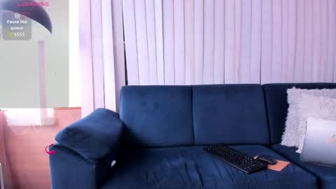 sabrinavelvet_ online show from October 2025 12:27:02 PM