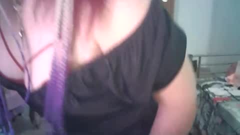 SabrinaXlovess online show from April 2026 06:30:02 PM