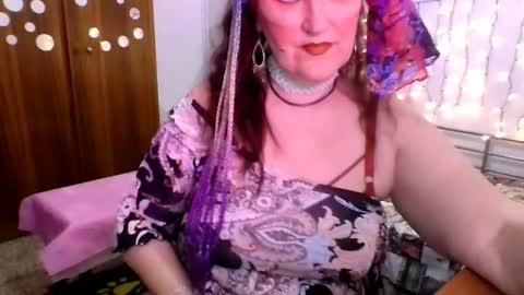 SabrinaXlovess online show from April 2026 05:28:01 PM