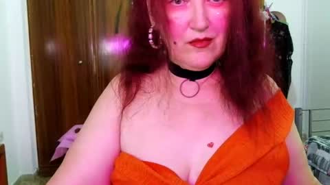 Snapshot of sabrinaxlovess chatting on July 2026 06:01:02 PM SabrinaXlovess online show from July 2026 06:01:02 PM