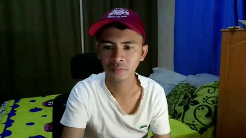 Snapshot of sachu01 chatting on May 2026 09:04:01 AM Sachu01 online show from May 2026 09:04:01 AM