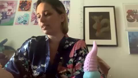 Snapshot of sadgirlsocial chatting on November 2025 12:55:01 PM sweet angel baby online show from November 2025 12:55:01 PM