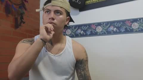 Sahara y Thiago online show from March 2026 11:36:02 AM