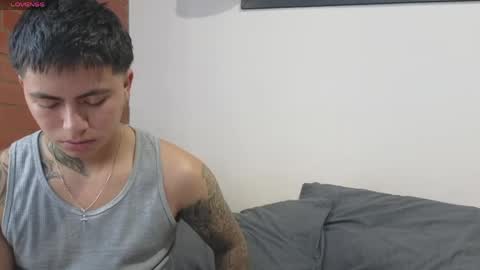 Snapshot of sahara_n_thiago chatting on May 2026 11:49:02 AM Sahara y Thiago online show from May 2026 11:49:02 AM