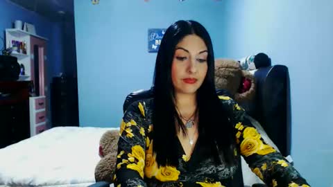 Snapshot of sahotlove1 chatting on April 2026 01:41:02 AM Karina online show from April 2026 01:41:02 AM