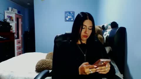 Snapshot of sahotlove1 chatting on April 2026 02:27:02 AM Karina online show from April 2026 02:27:02 AM
