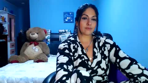 Snapshot of sahotlove1 chatting on May 2026 04:32:02 AM Karina online show from May 2026 04:32:02 AM